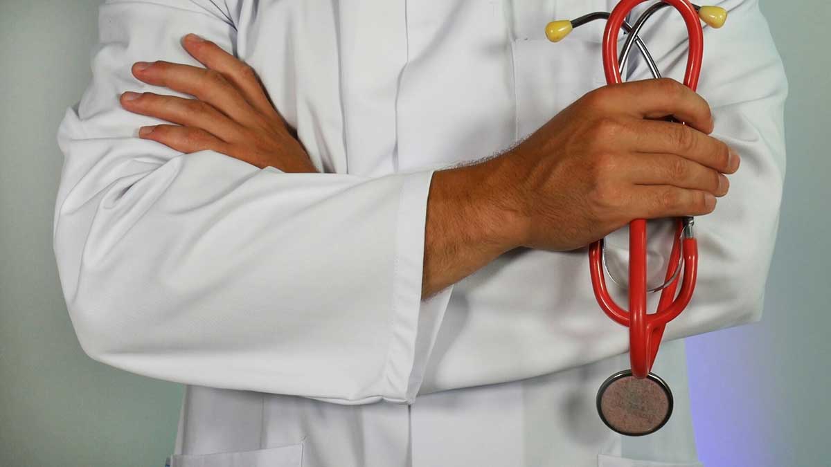 Understanding Testosterone Replacement Therapy: Creams vs. Injections